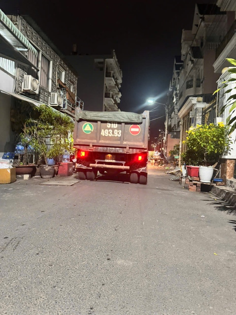 NHÀ GẦN LÊ VĂN QUỚI, 79M2, 5 TẦNG, ĐƯỜNG XE TÂI GIÁ NHỈNH 6 TỶ - Ảnh 4